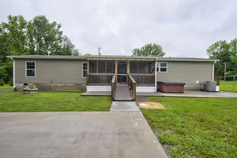 Exterior - 452 Davenport Rd, Resaca, GA 30735 photo 7 of 13