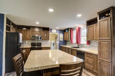 Kitchen - 452 Davenport Rd, Resaca, GA 30735 photo 1 of 7