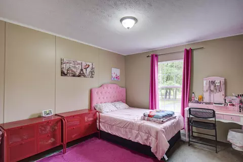 Bedroom - 452 Davenport Rd, Resaca, GA 30735 photo 5 of 6