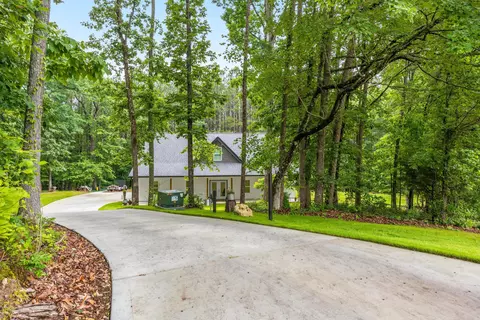 8331 Troubadour Way, Ooltewah, TN 37363