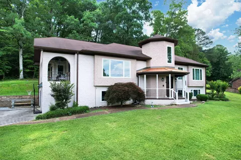 450 Hunt Cliff Dr NW, Cleveland, TN 37311