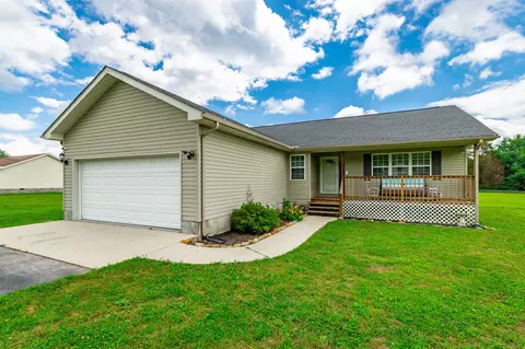 4434 W Valley Rd, Dunlap, TN 37327