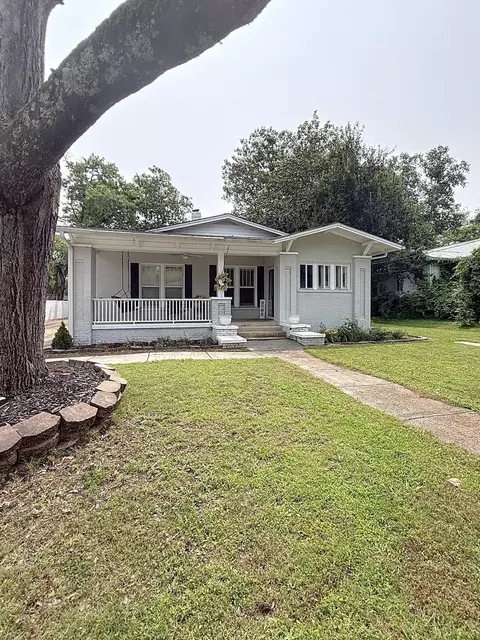 507 S Market St, Scottsboro, AL 35768