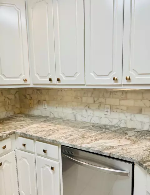 Kitchen - 81 Arnold Rd, Rock Spring, GA 30739 photo 1 of 3