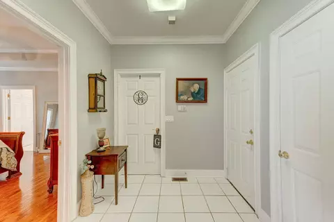 Entry Way - 81 Arnold Rd, Rock Spring, GA 30739 photo 4 of 5