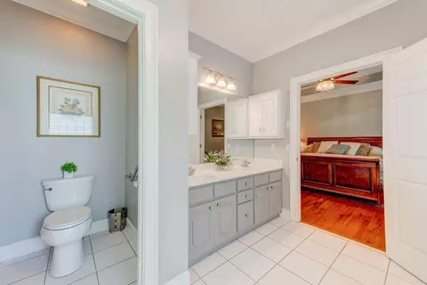 Bath - 81 Arnold Rd, Rock Spring, GA 30739 photo 3 of 6