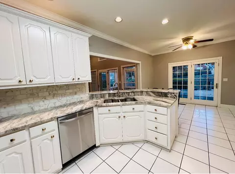 Kitchen - 81 Arnold Rd, Rock Spring, GA 30739 photo 3 of 3