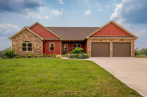 84 York Rd, Lafayette, GA 30728