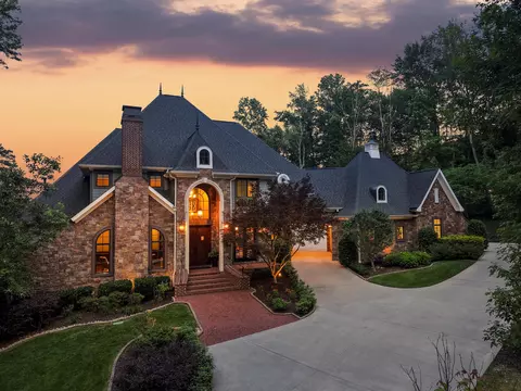 11606 Channel Front Ct, Soddy Daisy, TN 37379