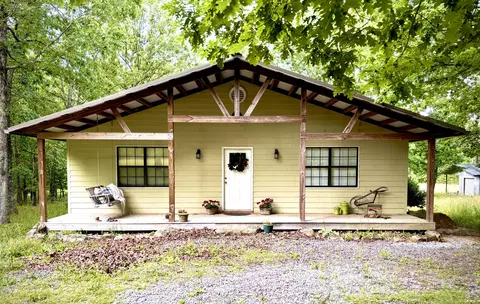 2321 Old State Rd, Menlo, GA 30731