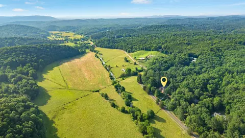 454 Bigsby Creek Rd NW, Cleveland, TN 37312