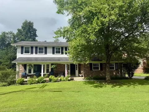 2344 Interlackin Cir NW, Cleveland, TN 37312