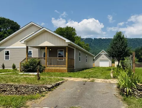 1065 N Main St, Whitwell, TN 37397