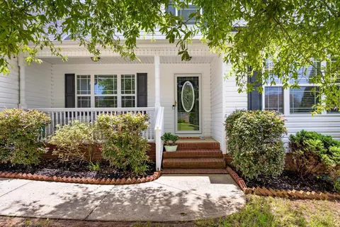 750 Windrush Loop, Chattanooga, TN 37421 photo 2