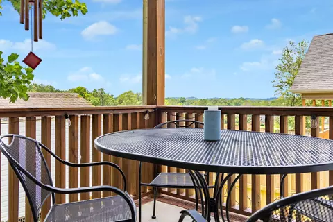 750 Windrush Loop, Chattanooga, TN 37421 photo 10
