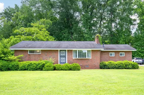 2914 Hamill Rd, Hixson, TN 37343