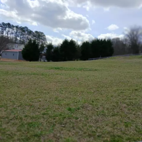 173 Claire St, Benton, TN 37307