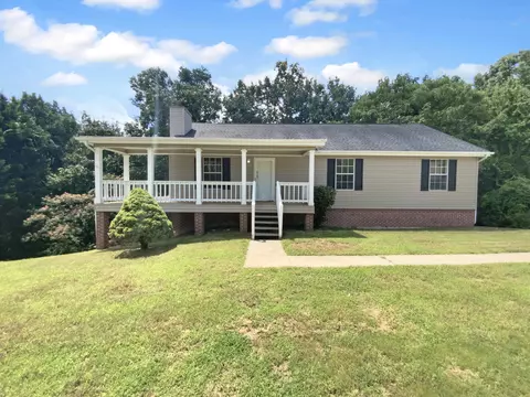 6110 Hunter Crest Dr, Ooltewah, TN 37363