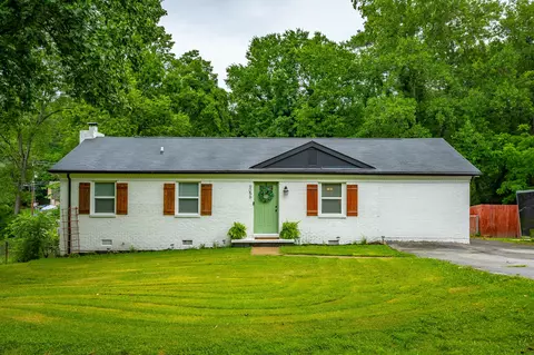 9056 Wooten Rd, Chattanooga, TN 37416