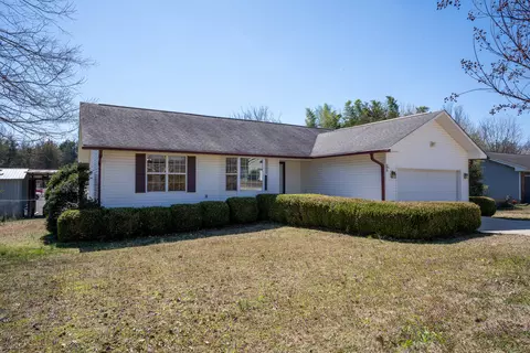 204 Melissa Dr, Trenton, GA 30752
