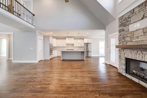 Living - 10619 Kavya Ln, Apison, TN 37302 photo 3 of 5