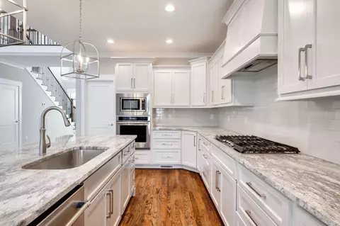 Kitchen - 10619 Kavya Ln, Apison, TN 37302 photo 5 of 5