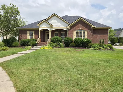 1760 Holden Farm Pl, Ooltewah, TN 37363