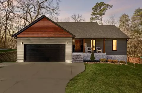 138 Dana Ln, Chickamauga, GA 30707