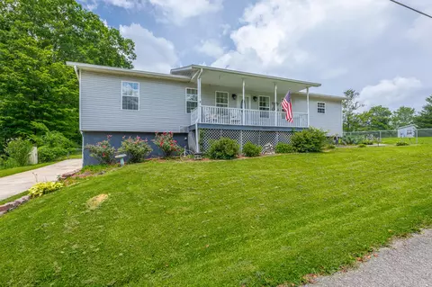 78 Gray Rd, Signal Mountain, TN 37377