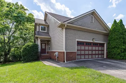 1105 Saddlebrook Dr, Chattanooga, TN 37405