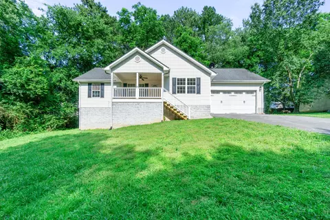 63 Apple Ln, Ringgold, GA 30736