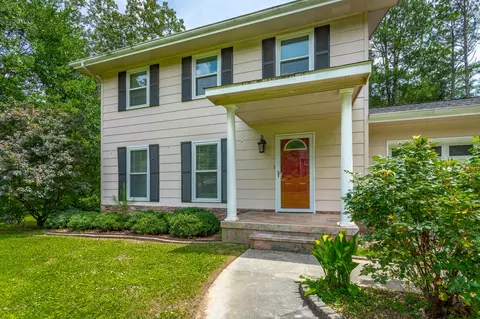 8217 Rolling Stone Ln, Ooltewah, TN 37363