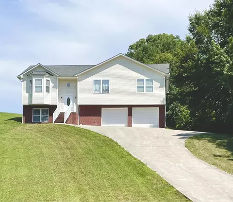 740 Grassy Branch Rd, Dayton, TN 37321