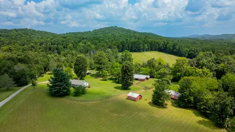 150 Bradford Dr, Summerville, GA 30747