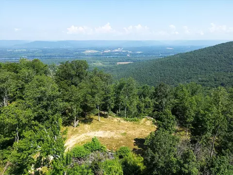 21 4 County Road 14, Flat Rock, AL 35966