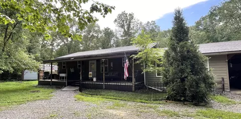 407 Cedar Rd, Pikeville, TN 37367