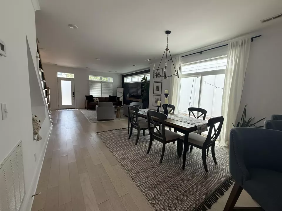 Dining - 1493 Sinclair Ave, Chattanooga, TN 37408 photo 2 of 3
