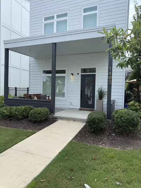 Exterior - 1493 Sinclair Ave, Chattanooga, TN 37408 photo 1 of 8
