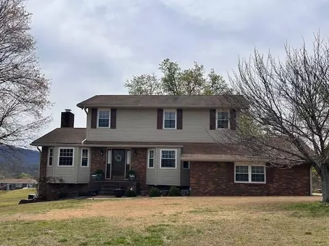 1323 Pine Burr Ln, Chattanooga, TN 37419