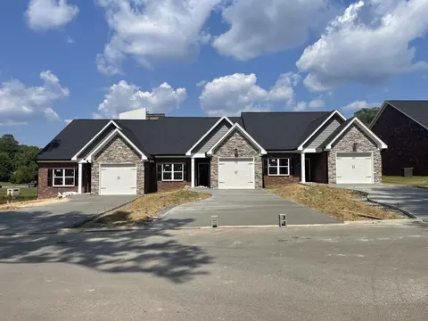 1230 Parkstone Dr NW, Cleveland, TN 37312