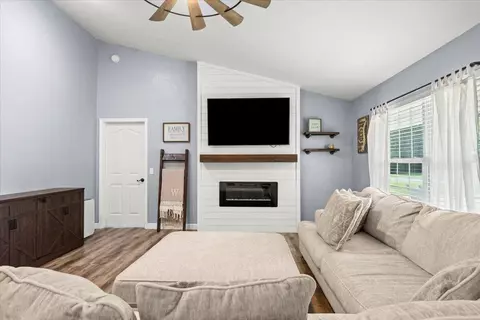 480 Van Dell Dr, Rock Spring, GA 30739 photo 3