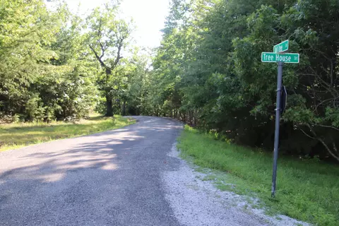 400 Tree House Trl #400, Dunlap, TN 37327