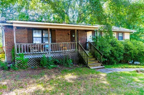 17 W Fork Ln, Chickamauga, GA 30707