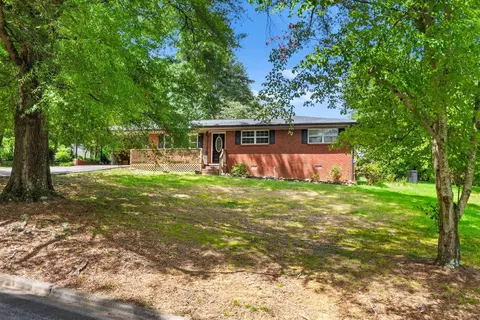 1600 Beverly Dr, Dalton, GA 30720