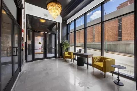 117 E 7th St #711-D, Chattanooga, TN 37402