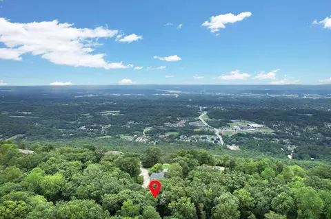 1301 E Brow Rd, Signal Mountain, TN 37377