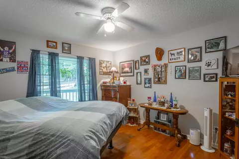 Bedroom - 9805 Pearson Rd, Harrison, TN 37341 photo 1 of 6