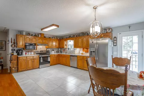 Kitchen - 9805 Pearson Rd, Harrison, TN 37341 photo 1 of 4