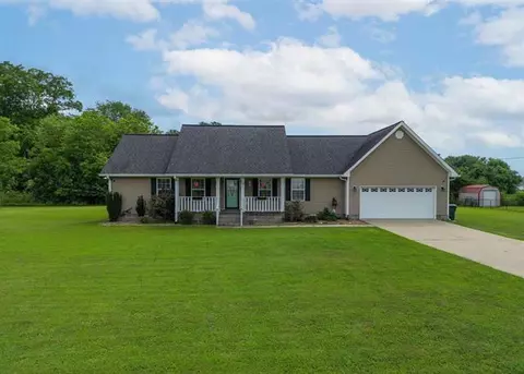 99 Craten Drive Dr, Rainsville, AL 35986
