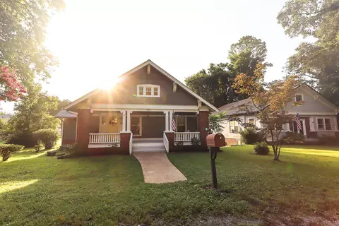 107 Wilder Ave, Chickamauga, GA 30707